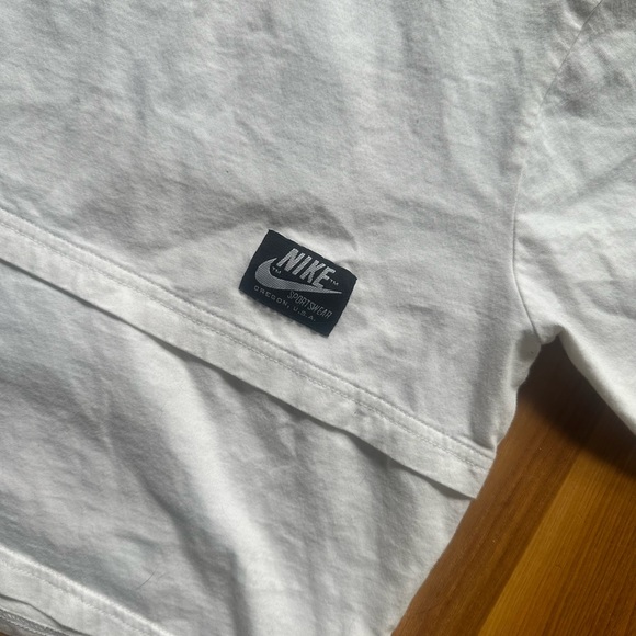 Nike Tee - Picture 5 of 5
